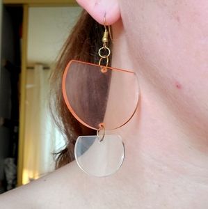 Peachy mod geometric earrings